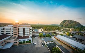 สินเกียรติ บุรี โฮเท็ล